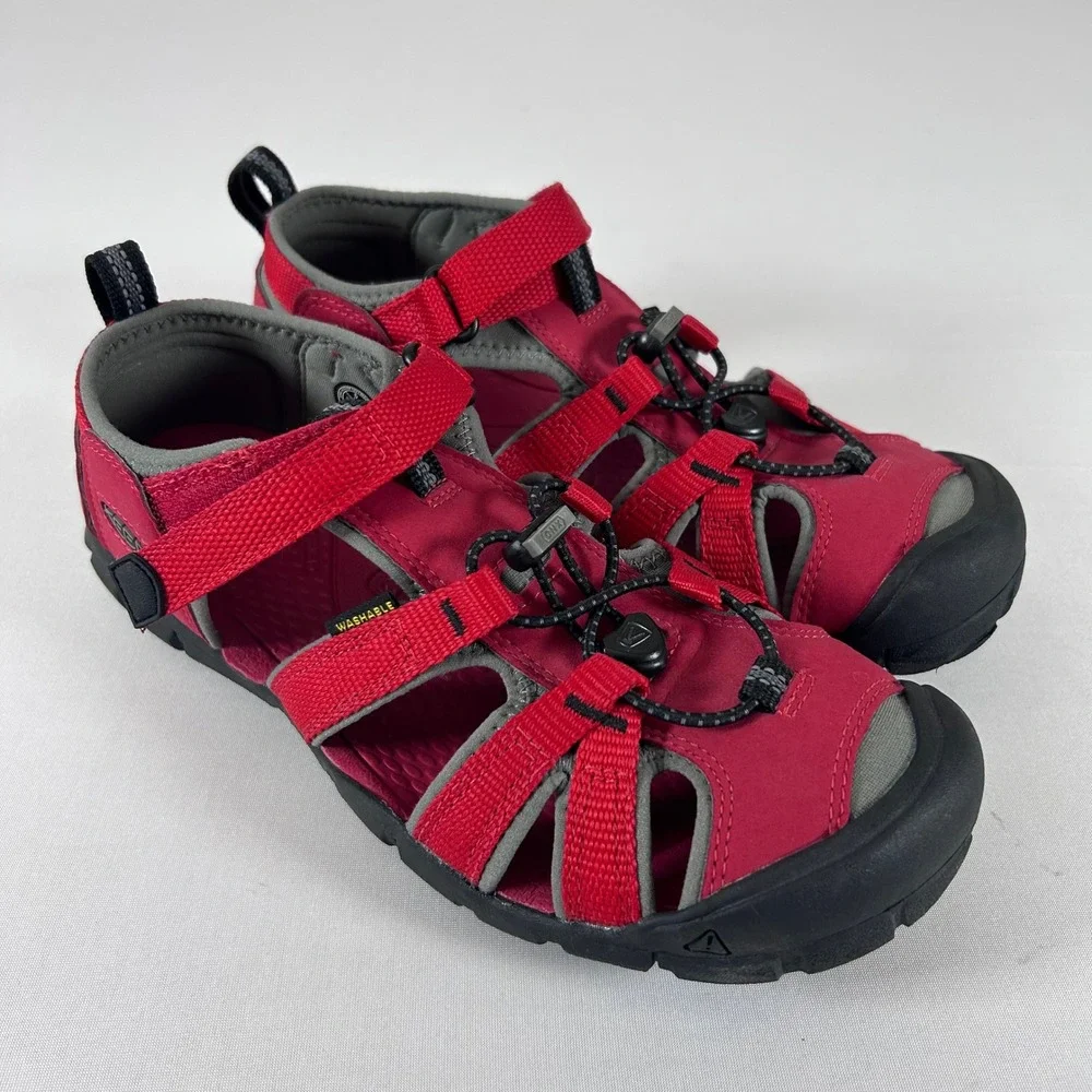 KEEN Seacamp II CNX Sandals Kids 5 Red Black Hiking Water Sport Shoes Outdoor